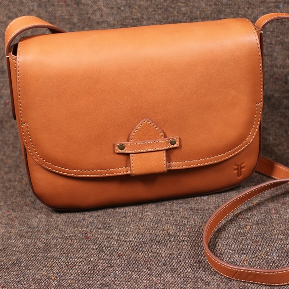 Frye Handbags - Frye Brown Leather Crossbody